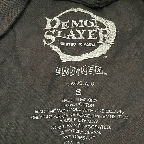 Demon Slayer T shirt - Picture 3 of 3